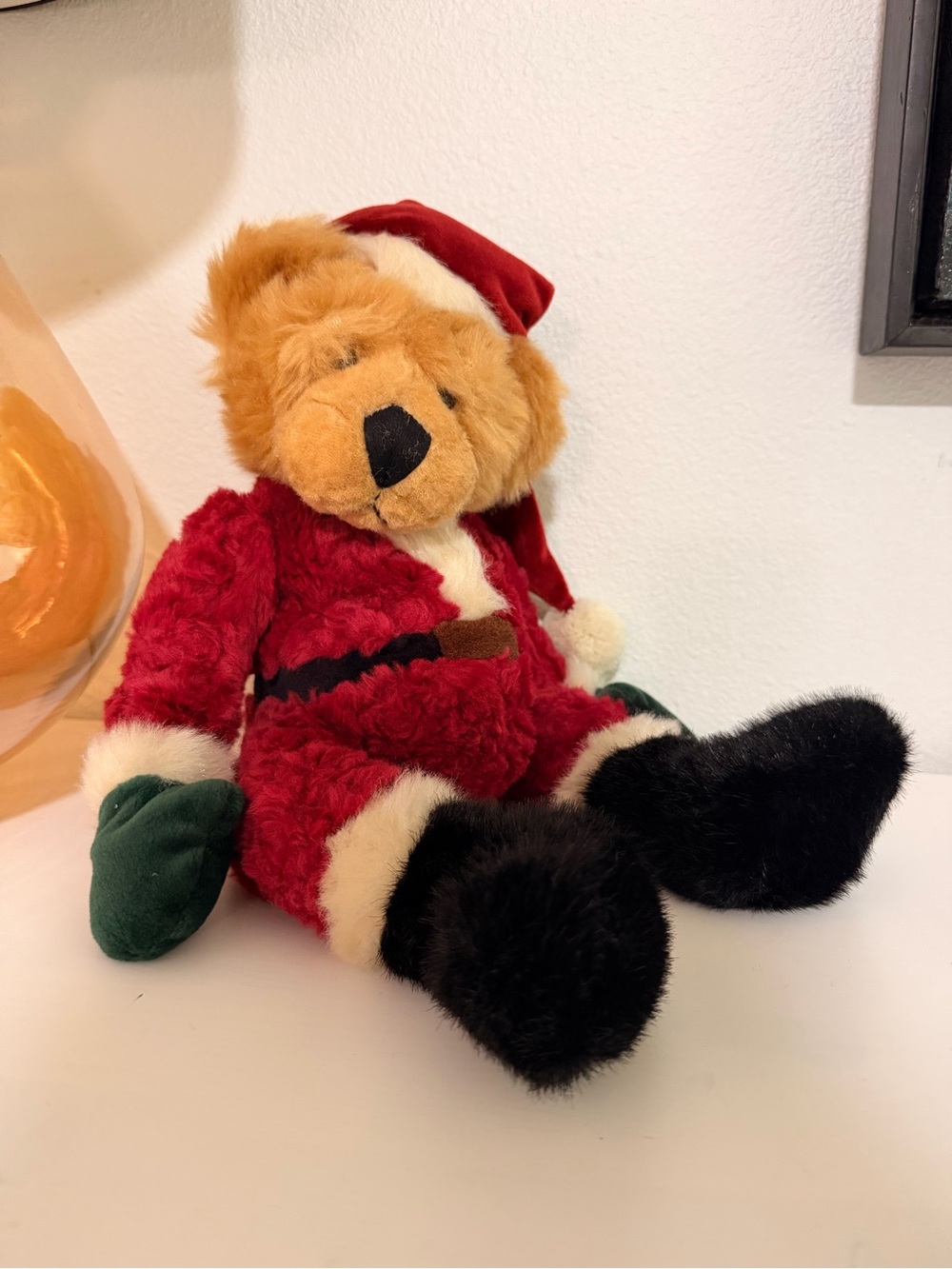 Kris-Bear Santa Claus Russ Berrie vintage plush Christmas teddy bear